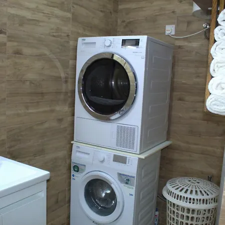 Daire Stylish 3bedroom By Homely