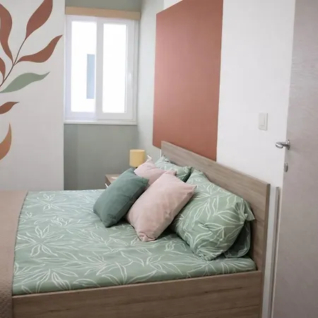 Stylish 3bedroom By Homely *
